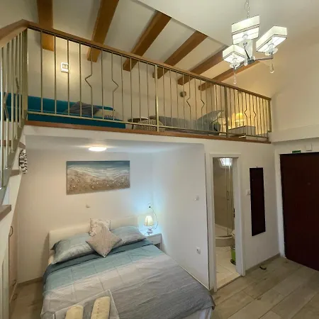 St-gallery Апартаменти *