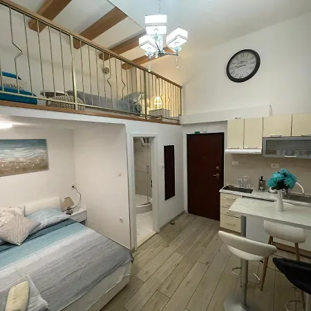 St-gallery Apartment Split